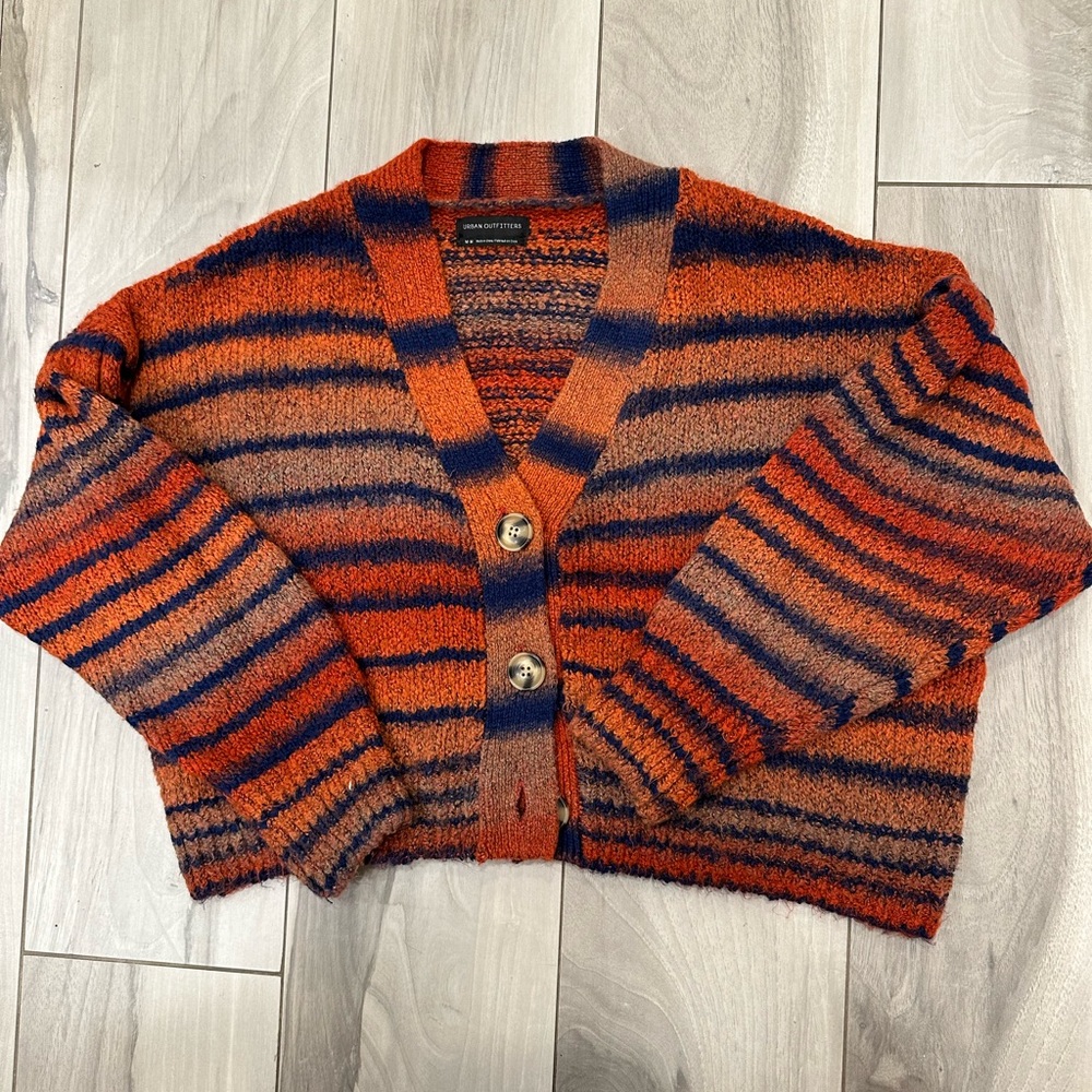 Slouchy Cardigan. Space Dyed Yarn. Super soft and cozy!